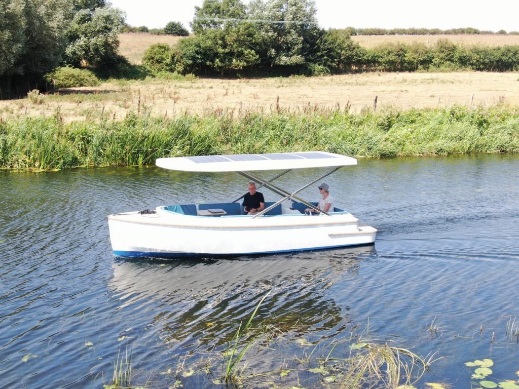DB1 Solar Electric Dayboat
